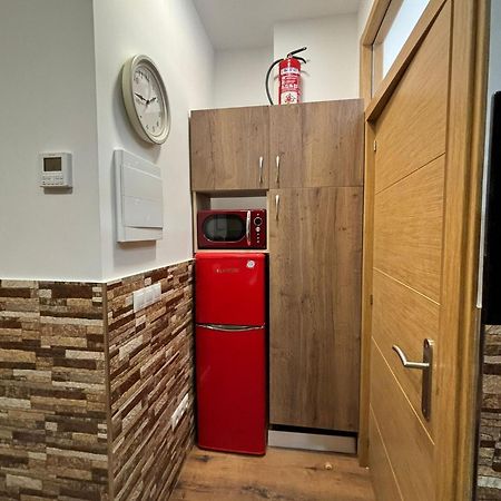 Apartamentos Deluxe Barajas Madrid Eksteriør bilde