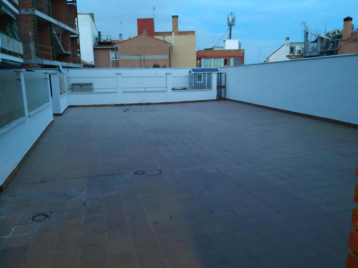 Apartamentos Deluxe Barajas Madrid Eksteriør bilde
