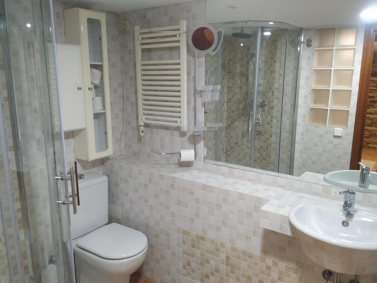 Apartamentos Deluxe Barajas Madrid Eksteriør bilde