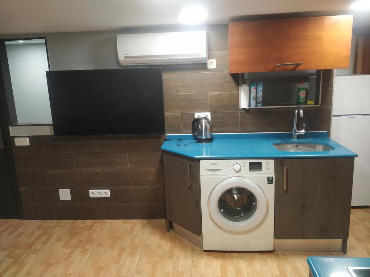 Apartamentos Deluxe Barajas Madrid Eksteriør bilde