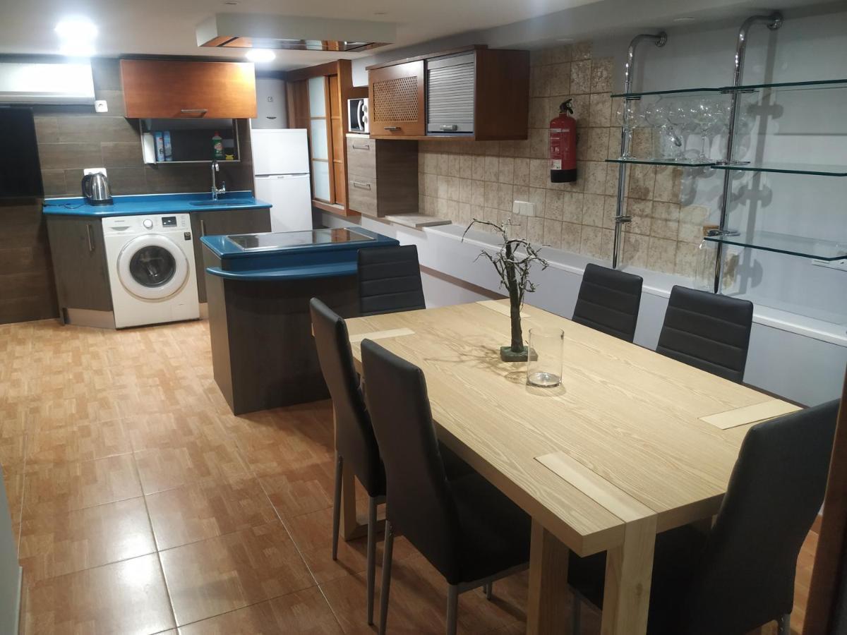 Apartamentos Deluxe Barajas Madrid Eksteriør bilde