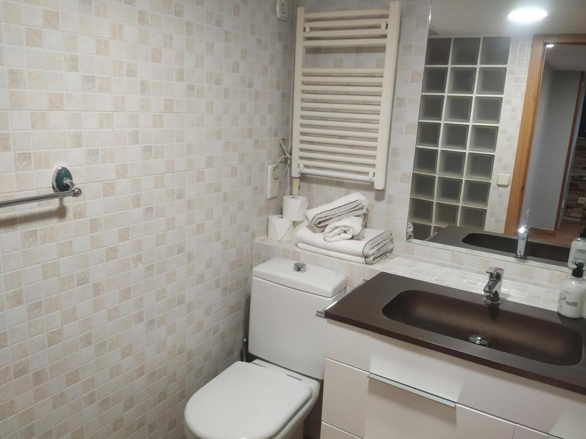 Apartamentos Deluxe Barajas Madrid Eksteriør bilde