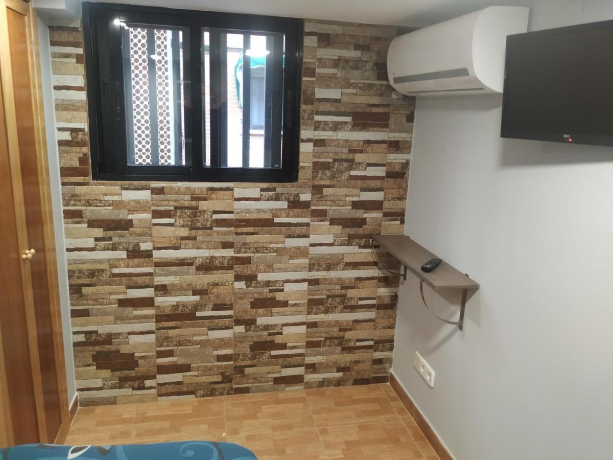 Apartamentos Deluxe Barajas Madrid Eksteriør bilde