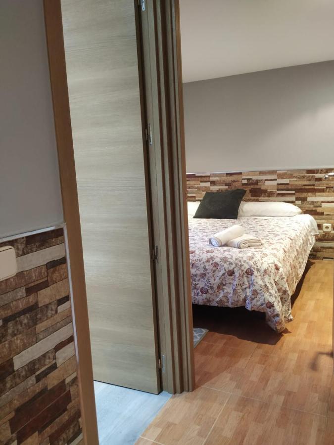 Apartamentos Deluxe Barajas Madrid Eksteriør bilde
