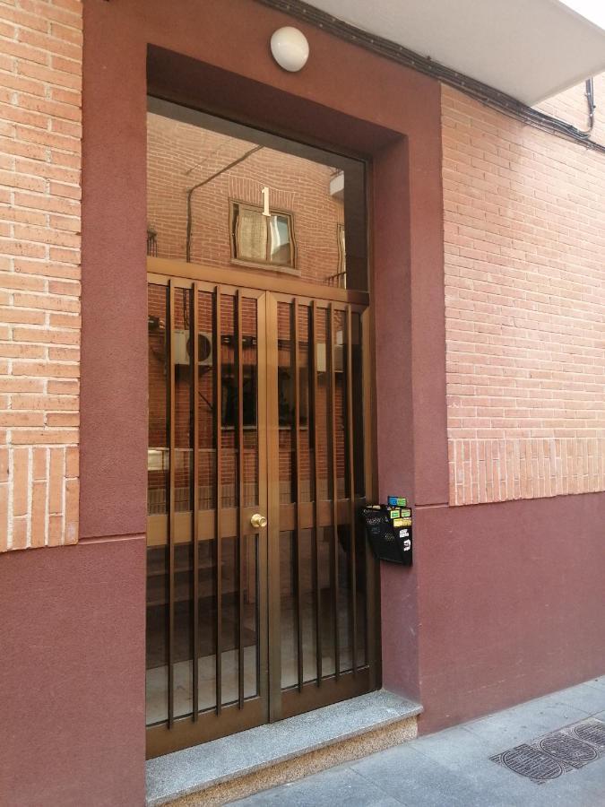 Apartamentos Deluxe Barajas Madrid Eksteriør bilde