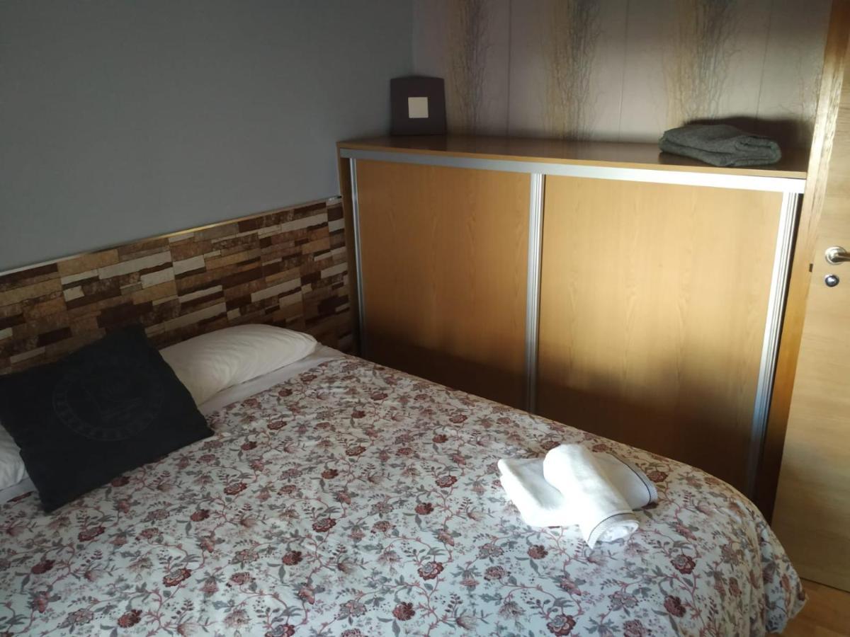 Apartamentos Deluxe Barajas Madrid Eksteriør bilde