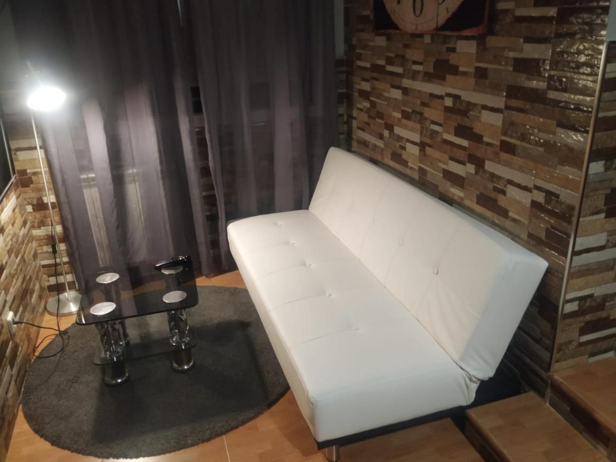 Apartamentos Deluxe Barajas Madrid Eksteriør bilde