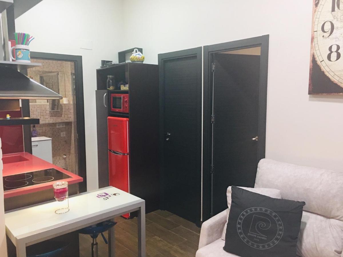 Apartamentos Deluxe Barajas Madrid Eksteriør bilde
